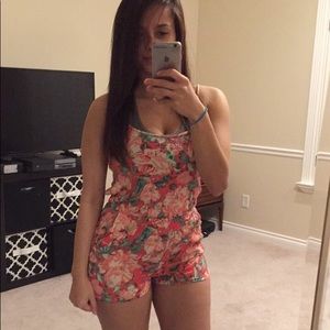 Short romper forever 21